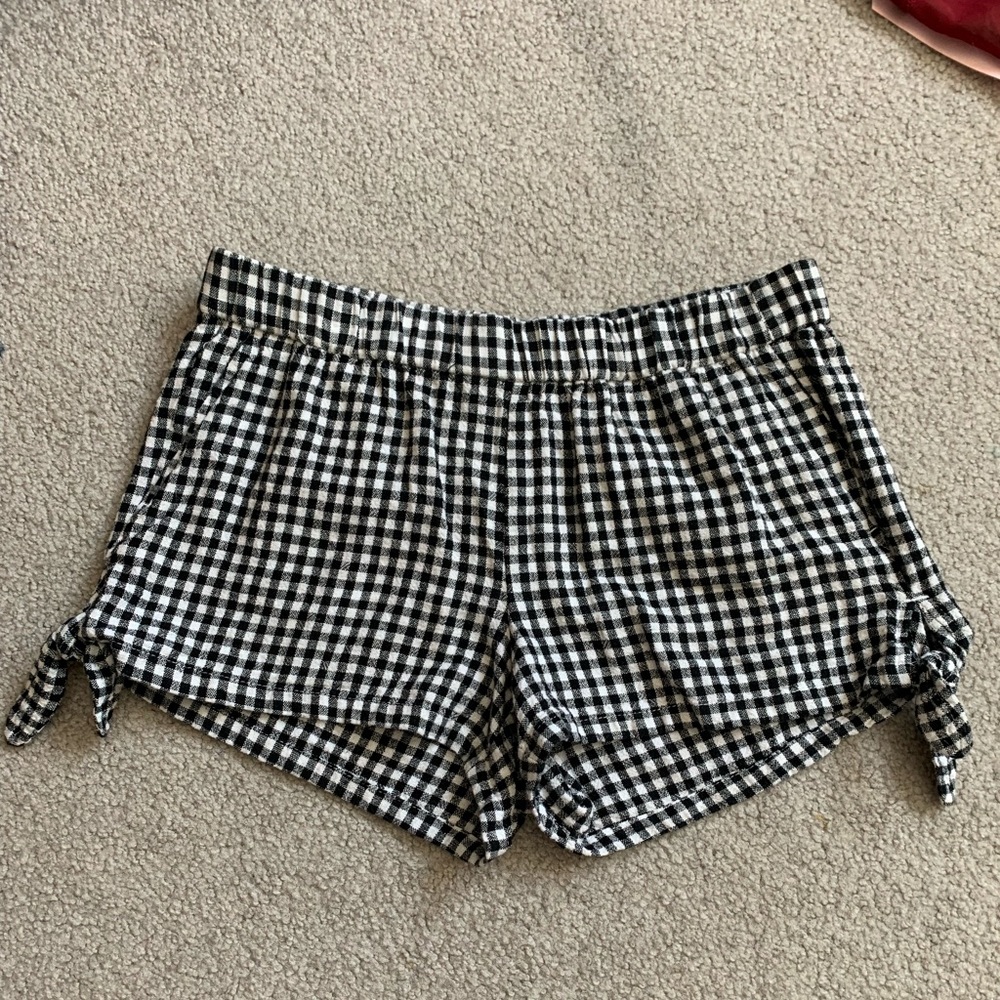 White & Black Gingham Old Navy Women’s Shorts